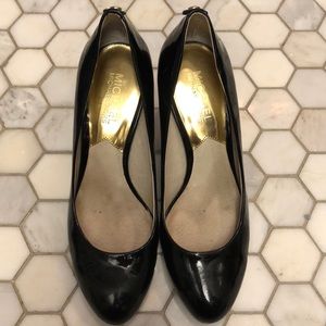 Michael Kors pumps